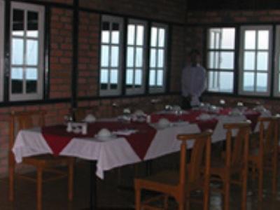 Mountain Top Hotel Kyaikto Exterior photo
