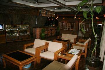 Mountain Top Hotel Kyaikto Exterior photo